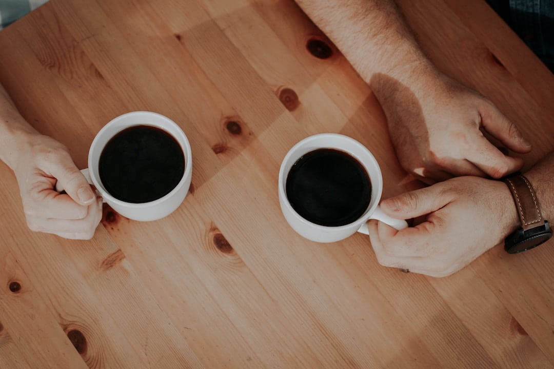 guest coffee taylor-hernandez-401942-unsplash