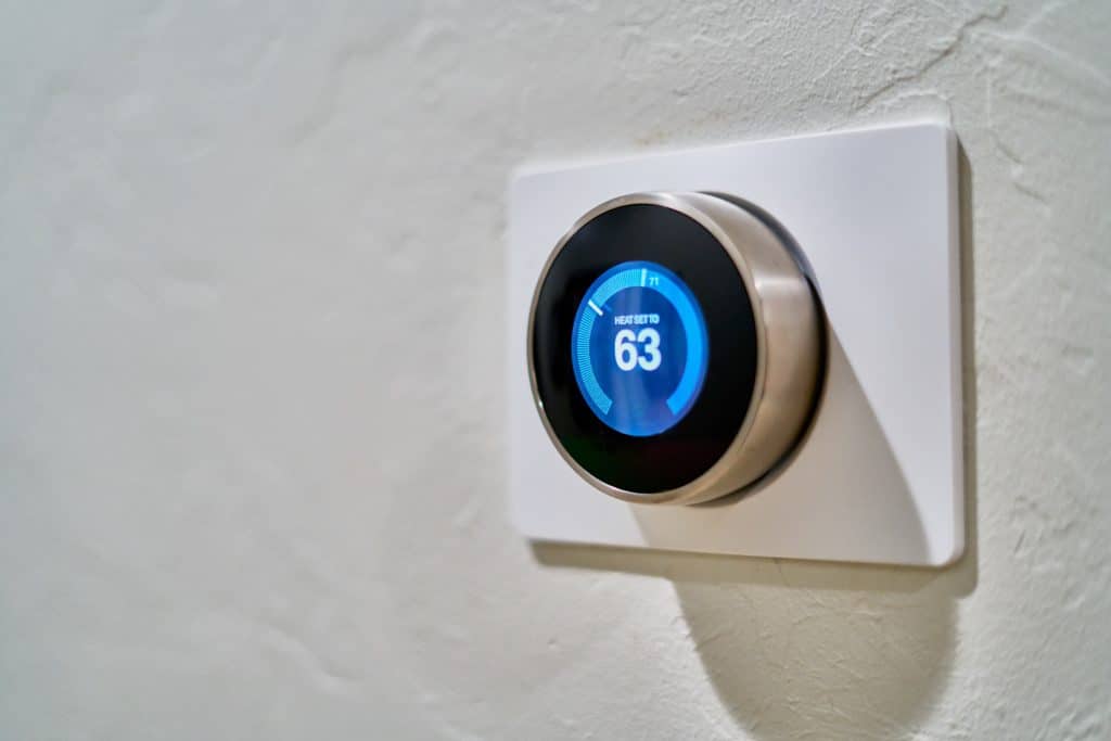 Thermostat dan-lefebvre-1237717-unsplash