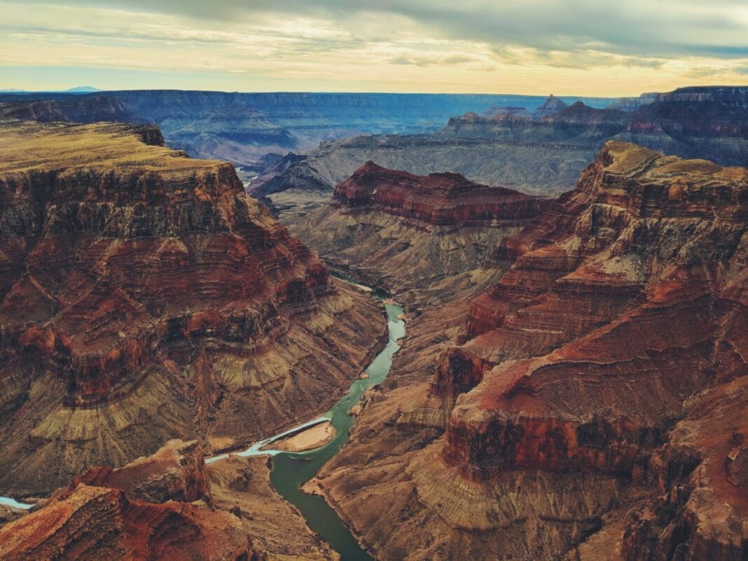 Grand Canyon sonaal-bangera-680323-unsplash