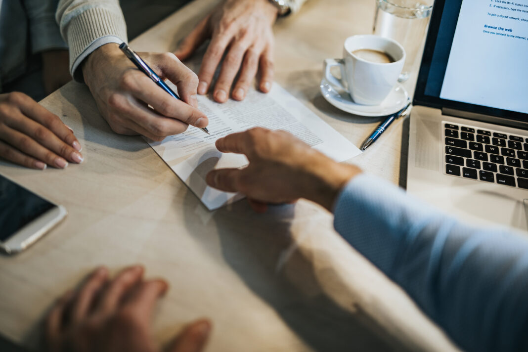 lease signing