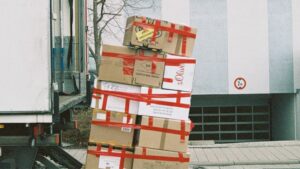 read more about how much notice you should give a landlord before moving out