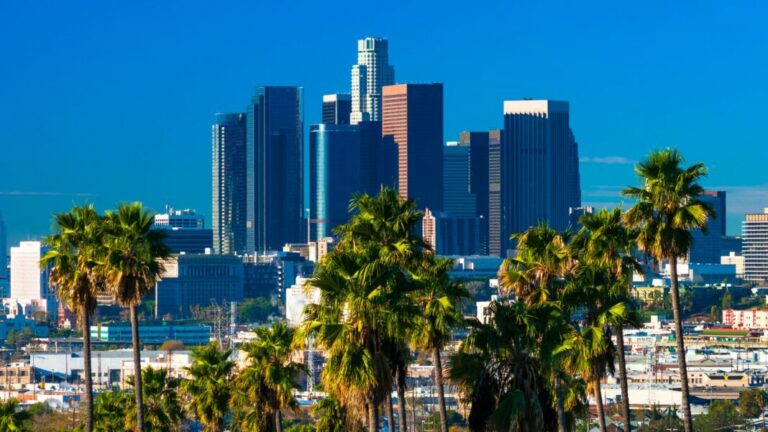 Compare NYC vs LA to find out which is the better choice for you